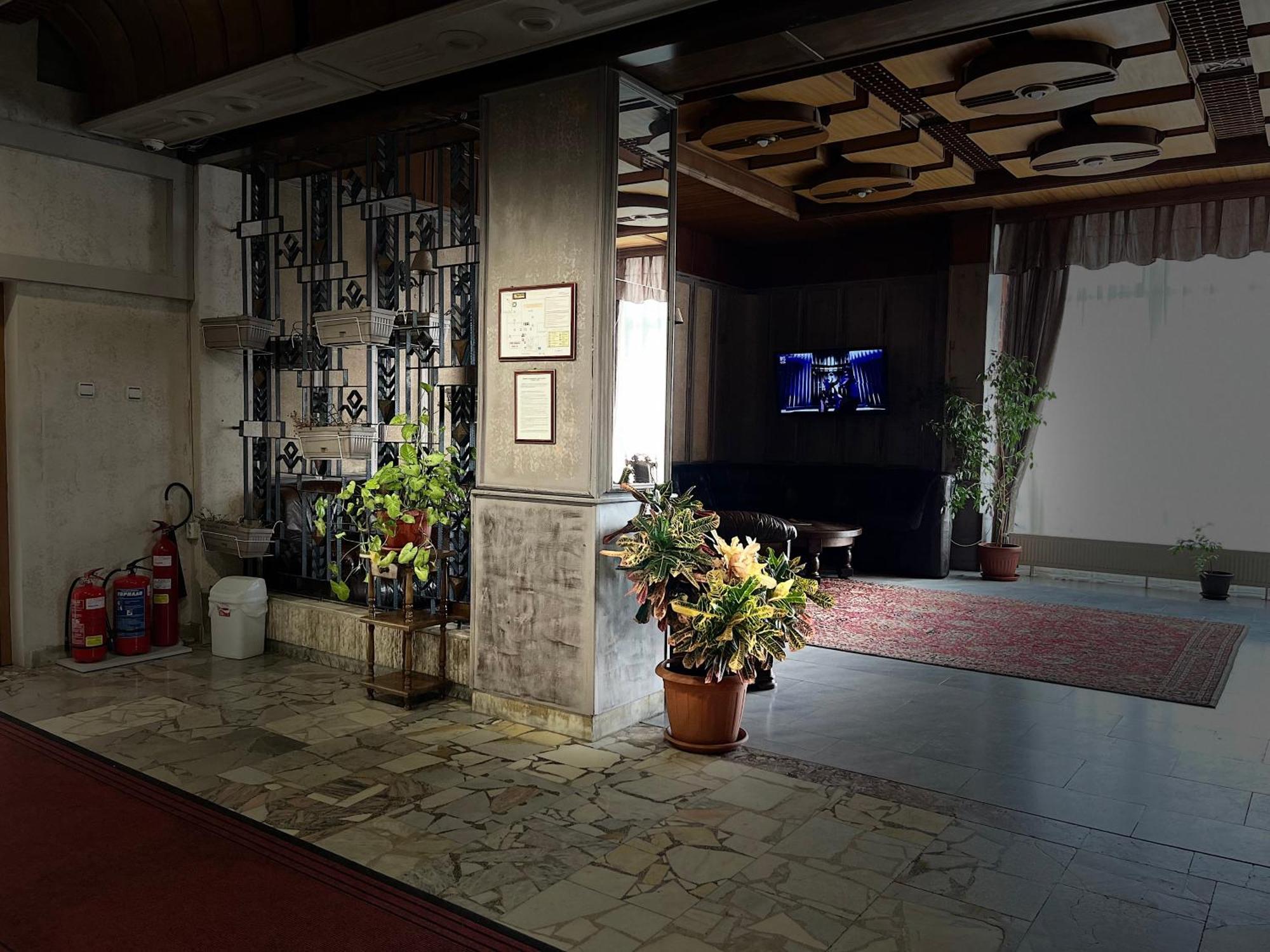 Park Hotel Ivailo Veliko Tarnovo Eksteriør billede