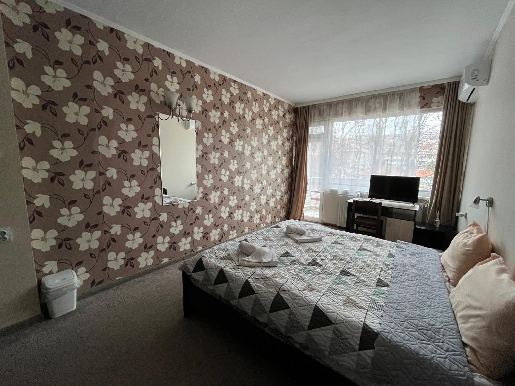 Park Hotel Ivailo Veliko Tarnovo Værelse billede
